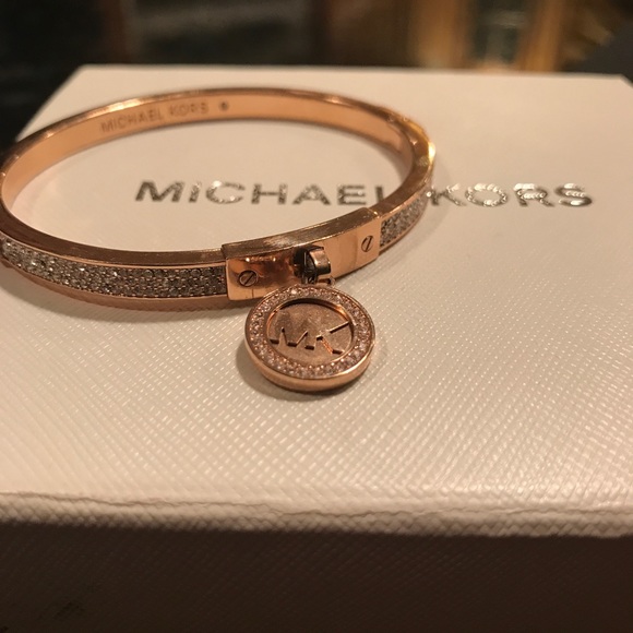 michael kors pave hinge bracelet